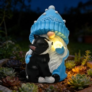 GIGALUMI Solar Highland Cow Decor Garden Statue, Cow Outdoor Ornament(Gnome with Dog)